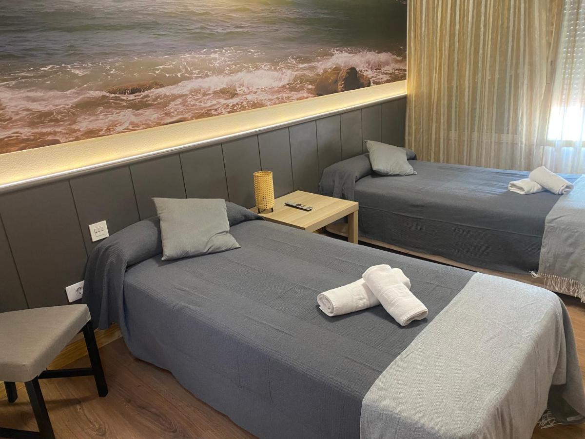 Hostal Restaurante Rio Ubierna Quintanilla-Vivar 外观 照片